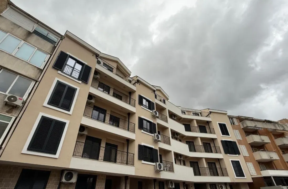 Prodaja, jednosoban stan, 55m², Adok, Budva