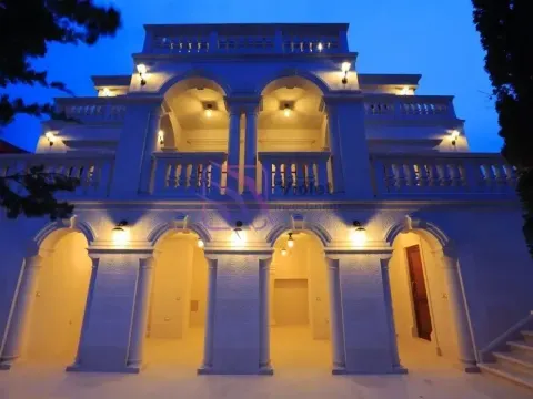 Prodaja, kuća, 550m², Reževići, Budva - image 6