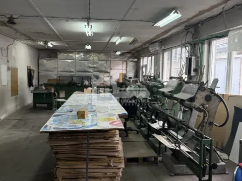 Izdavanje, poslovni prostor, 800m², Borča 1, Borča Sve Podlokacije - image 18