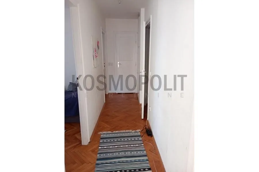 Sale, three bedroom apartment, 69m², Vračar Sve Podlokacije, Beograd