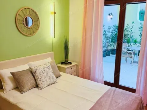 Sale, three bedroom apartment, 120m², Petrovac, Budva - image 8