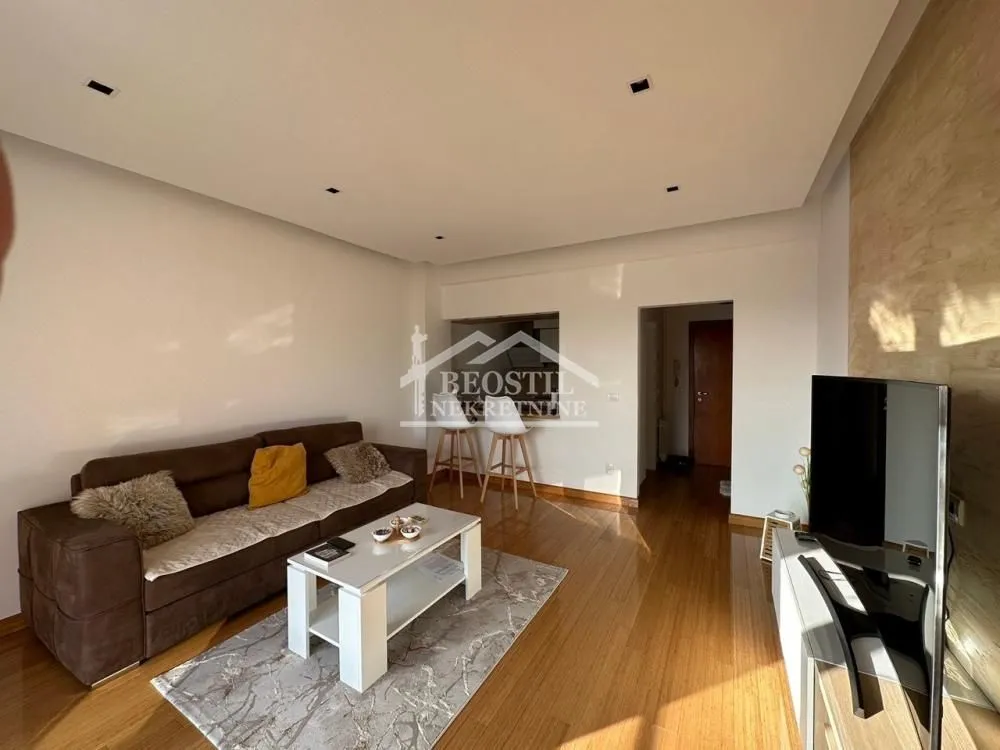 Prodaja, dvosoban stan, 50m², Zvezdara Sve Podlokacije, Beograd