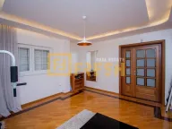 Izdavanje, kuća, 320m², Gornja Gorica, Podgorica - image 5