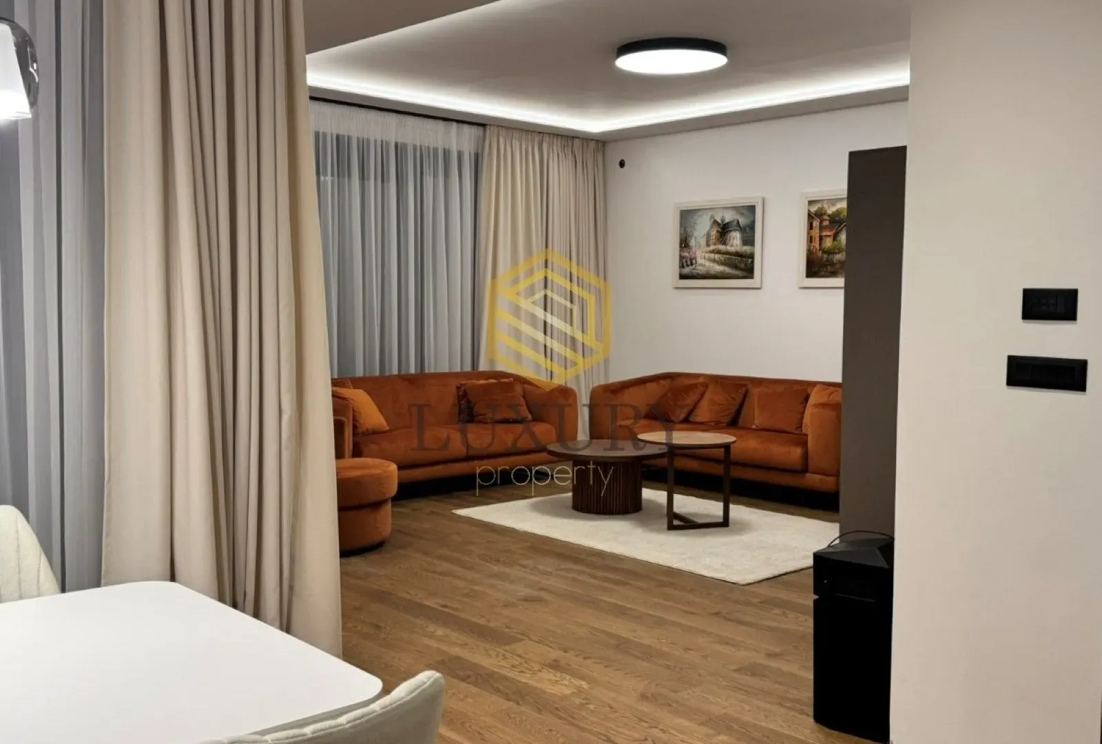 Izdavanje, kuća, 180m², Gornja Gorica, Podgorica