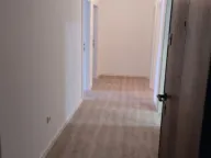 Izdavanje, trosoban stan, 95m², Ilino, Bar - image 11