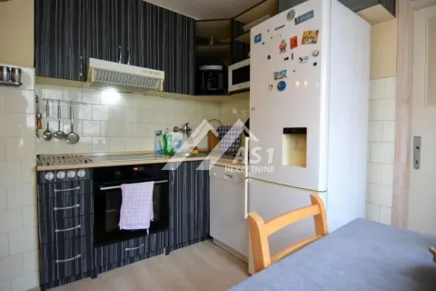 Izdavanje, dvosoban stan, 65m², Sajam, Novi Sad Sve Podlokacije - image 5