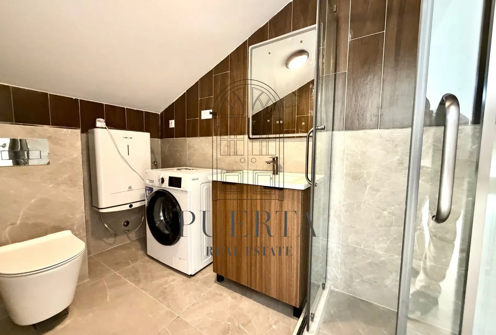 Prodaja, jednosoban stan, 50m², Tološi, Podgorica