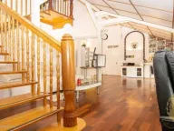 Izdavanje, trosoban stan, 110m², Stari Grad, Beograd - image 5