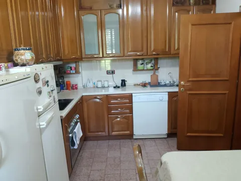 Prodaja, kuća, 180m², Podgorica, Crna Gora - image 10