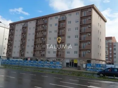 Rent, one bedroom apartment, 41m², Stari Aerodrom, Podgorica - image 1