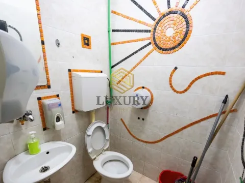 Rent, office space, 150m², Preko Morače, Podgorica - image 14