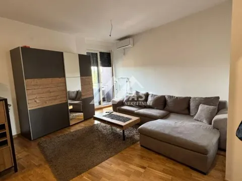Rent, apartment, 31m², Bulevar patrijarha Pavla, Novi Sad Sve Podlokacije - image 2