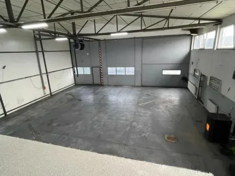 Izdavanje, poslovni prostor, 250m², Leštane, Grocka - image 8