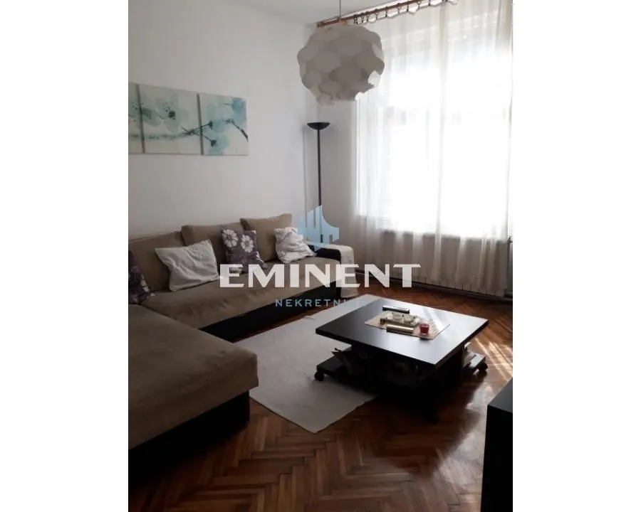 Izdavanje, dvosoban stan, 41m², Kalenić Pijaca, Vračar Sve Podlokacije