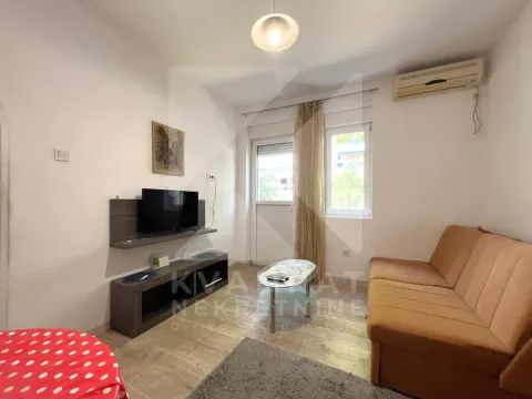 Rent, studio apartment, 20m², Centar, Podgorica - image 2