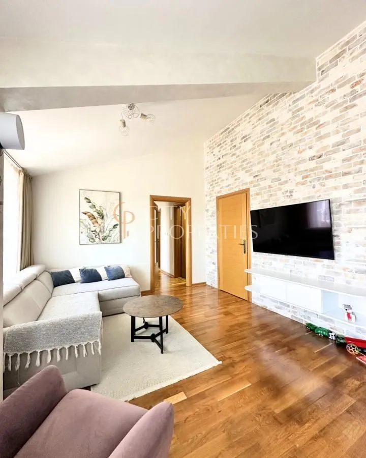 Rent, apartment, 91m², Zagorič, Podgorica