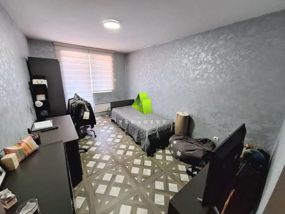 Prodaja, trosoban stan, 98m², Medijana, Niš