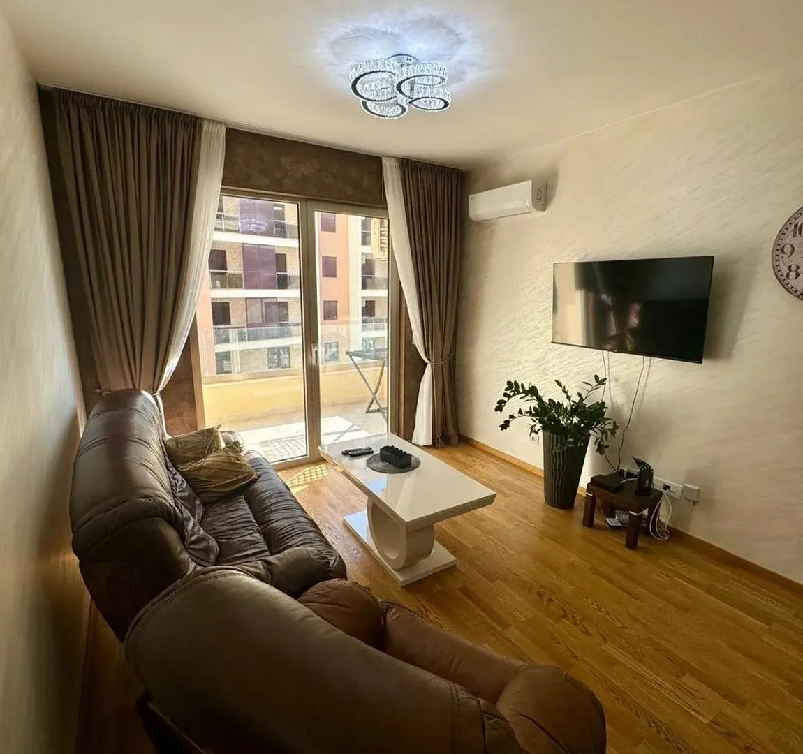 Sale, two bedroom apartment, 59m², Bečići, Budva