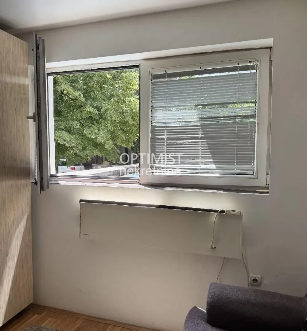 Prodaja, stan, 17m², Južni Bulevar, Vračar Sve Podlokacije