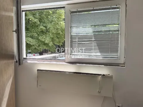 Prodaja, stan, 17m², Južni Bulevar, Vračar Sve Podlokacije - image 3