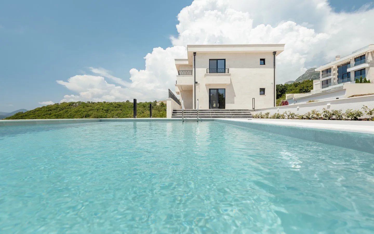 Sale, house, 318m², Reževići, Budva