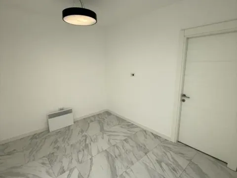 Izdavanje, poslovni prostor, 60m², Čair, Niš - image 3