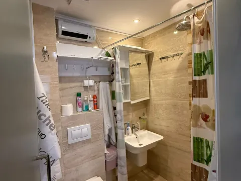 Sale, four bedroom apartment, 68m², Dubovica, Budva - image 10