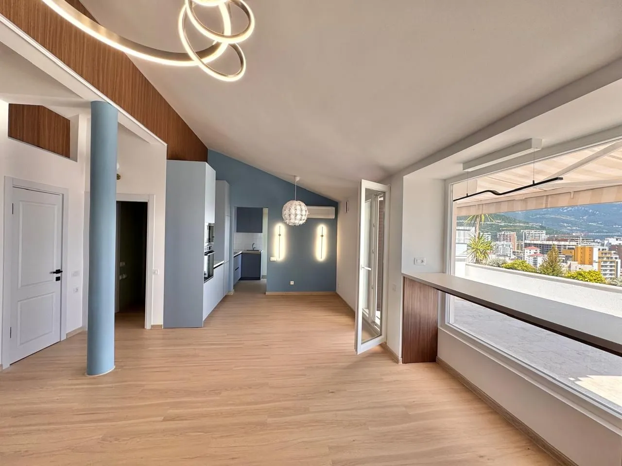Prodaja, trosoban stan, 130m², Babin Do, Budva