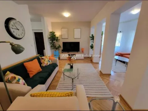 Rent, apartment, 105m², Savski Venac, Beograd - image 12