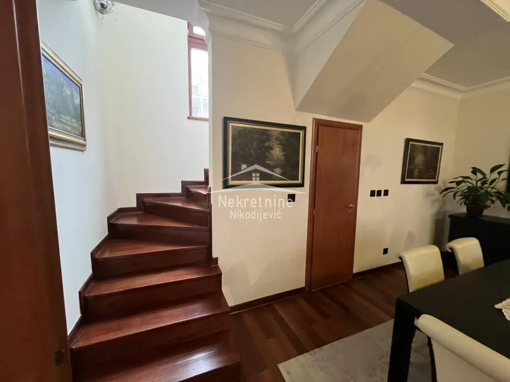 Sale, apartment, 220m², Savski Venac, Beograd