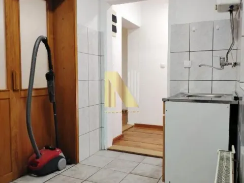 Izdavanje, kuća, 80m², Centar, Novi Sad - image 5