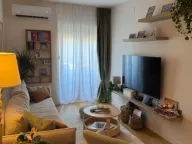 Izdavanje, jednosoban stan, 40m², Central Point, Podgorica - image 1