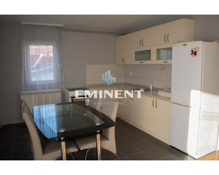 Sale, house, 200m², Ledine, Beograd