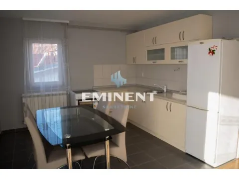 Prodaja, kuća, 200m², Ledine, Beograd - image 4