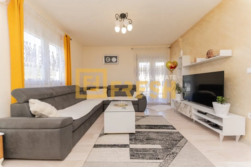 Prodaja, kuća, 100m², Konik, Podgorica