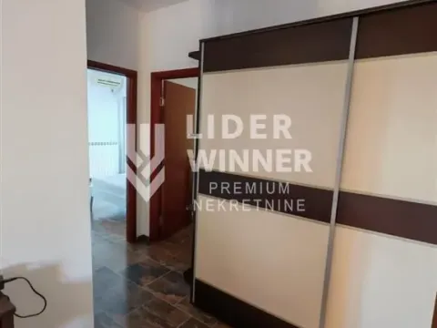 Izdavanje, četvorosoban stan, 120m², Petlovo Brdo, Beograd - image 11