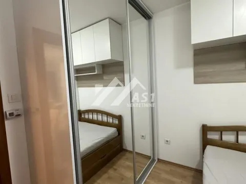 Izdavanje, trosoban stan, 58m², Sajam, Novi Sad Sve Podlokacije - image 5