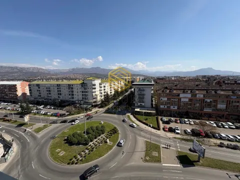 Rent, office space, 275m², Stari Aerodrom, Podgorica - image 13
