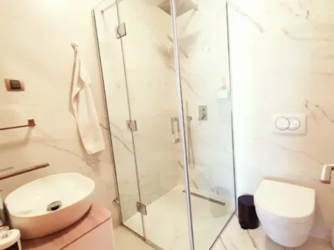 Izdavanje, dvosoban stan, 116m², Preko Morače, Podgorica - image 5