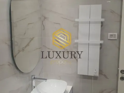 Izdavanje, dvosoban stan, 84m², Kod Capital Plaze, Podgorica - image 5