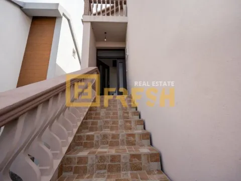 Prodaja, kuća, 150m², Stari Aerodrom, Podgorica - image 6