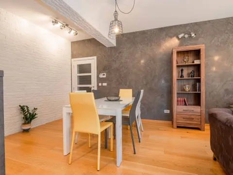 Prodaja, trosoban stan, 132m², Škaljari, Kotor - image 8