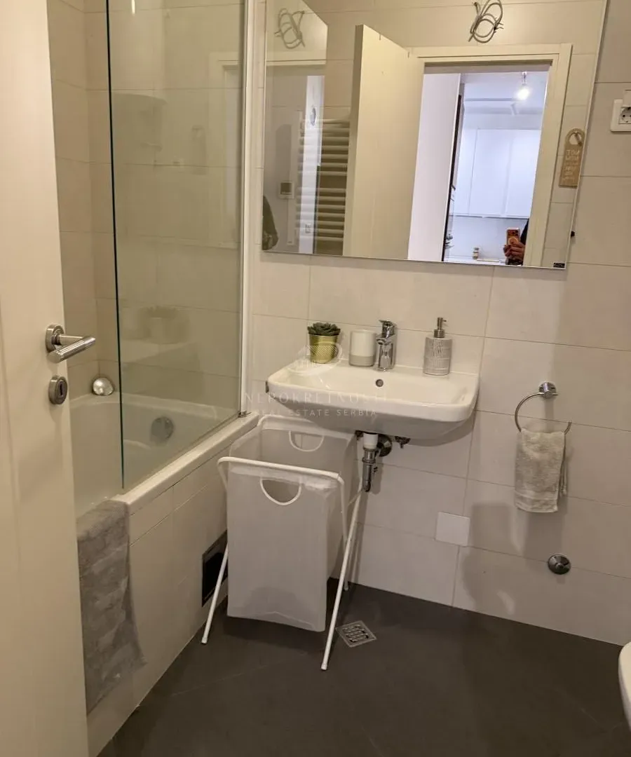 Rent, two bedroom apartment, 54m², Palilula Sve Podlokacije, Beograd