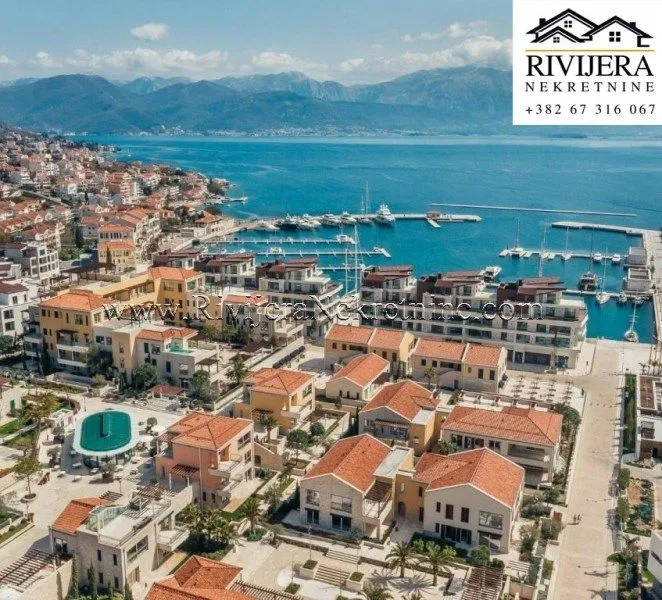 Prodaja, trosoban stan, 171m², Kamenari, Herceg Novi