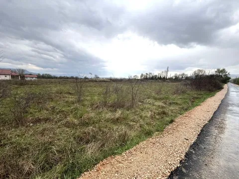 Prodaja, plac, 2085m², Kosić, Danilovgrad - image 4