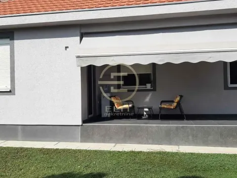 Sale, house, 154m², Sajlovo, Novi Sad Sve Podlokacije - image 13