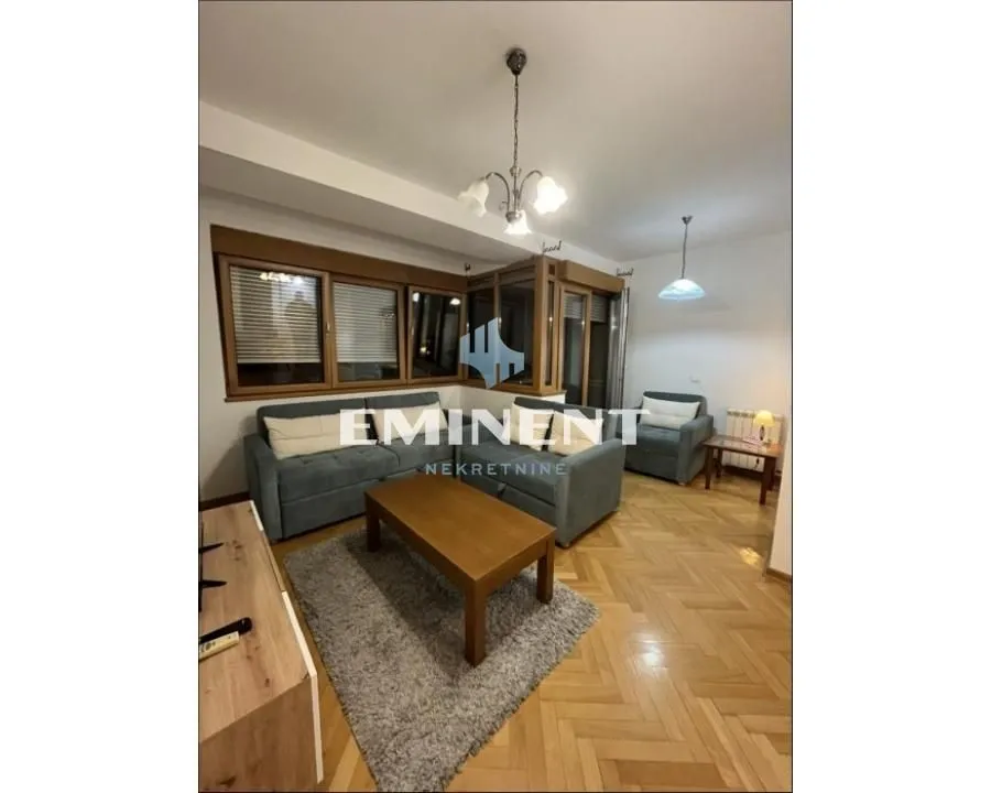 Rent, two bedroom apartment, 55m², Kalenić Pijaca, Vračar Sve Podlokacije