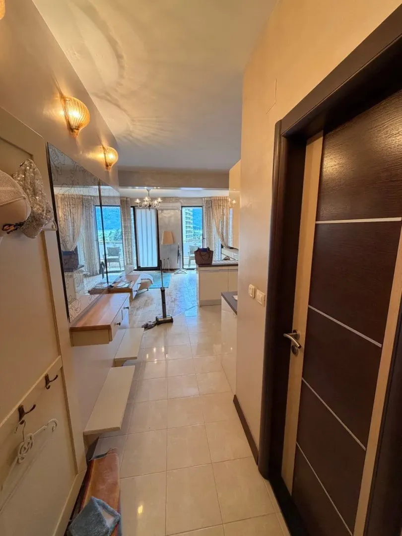 Prodaja, garsonjera, 42m², Gospoština, Budva