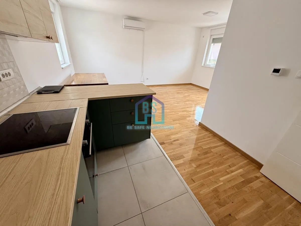 Prodaja, trosoban stan, 74m², Veternik, Novi Sad Sve Podlokacije