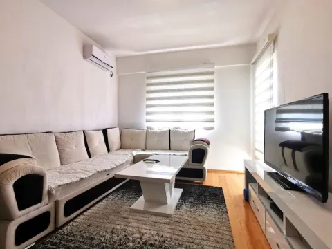 Rent, apartment, 41m², Stari Aerodrom, Podgorica - image 2